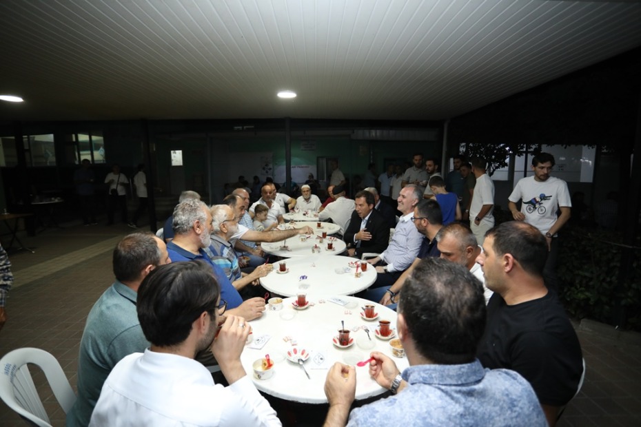 KANDİL GELENEĞİ YEŞİL CAMİDE DEVAM ETTİ