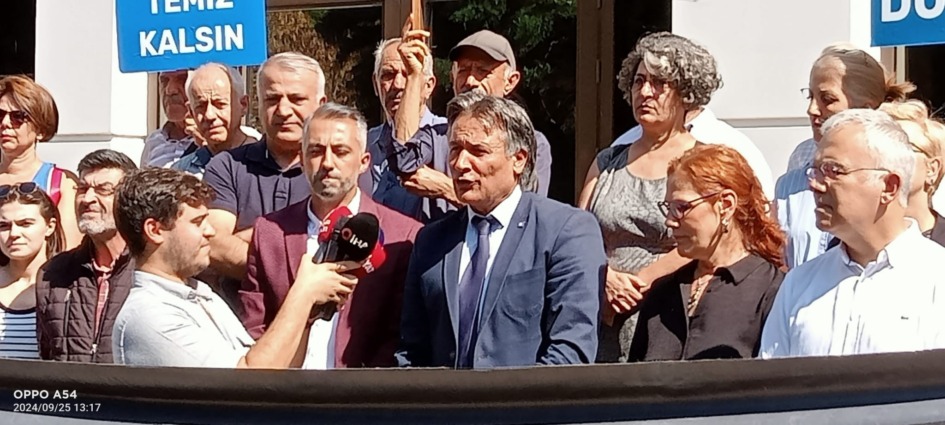 “Körfezime Dokunma” Dediler, İmzaları Teslim Ettiler