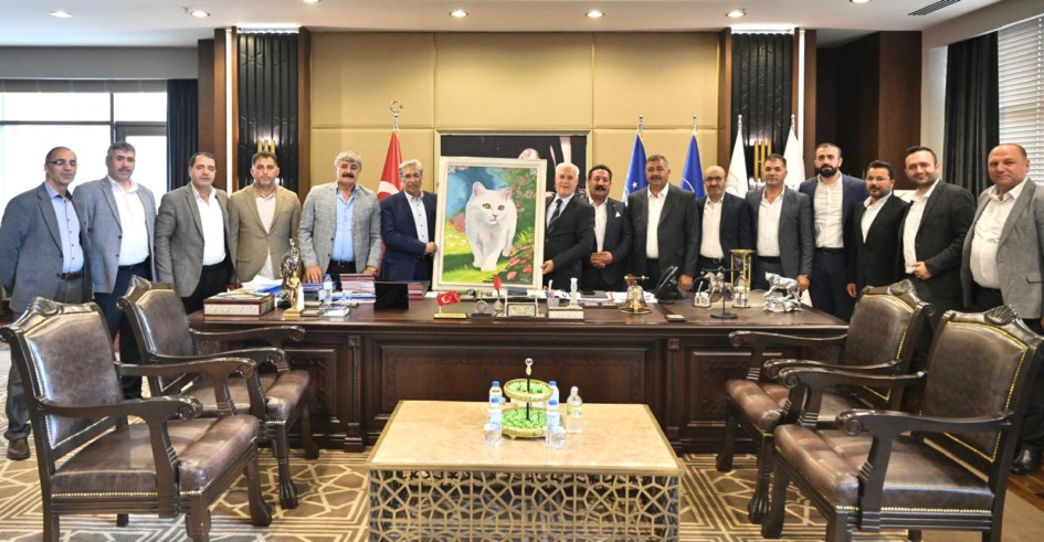 Vanlılardan Büyükşehir’le Tam Dayanışma