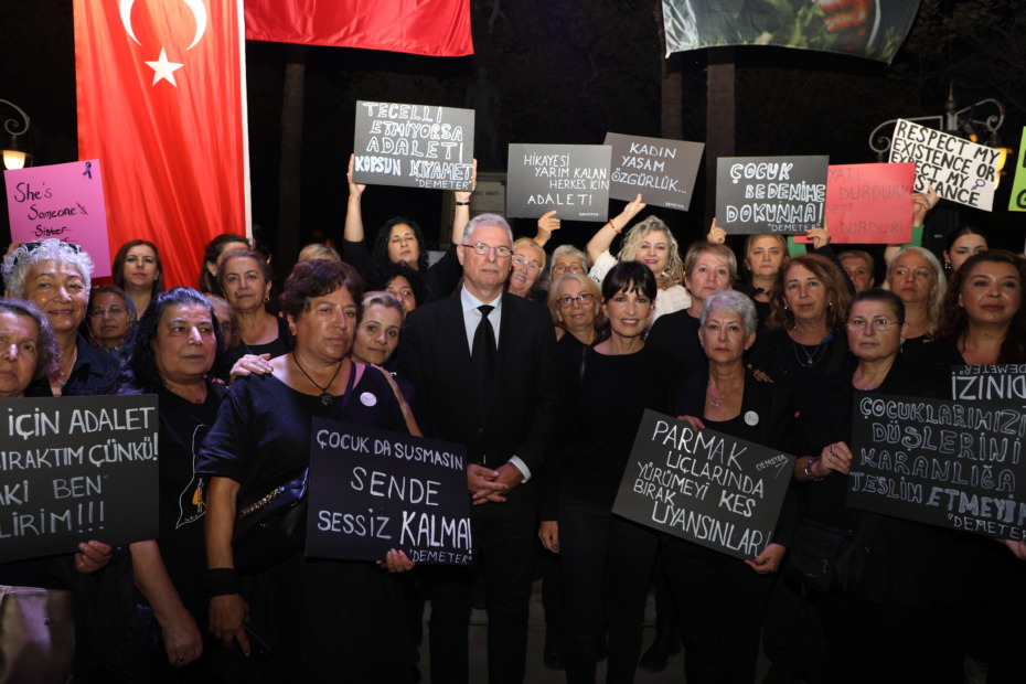 MUDANYALI KADINLAR TEK SES OLDU: ŞİDDETE HAYIR!