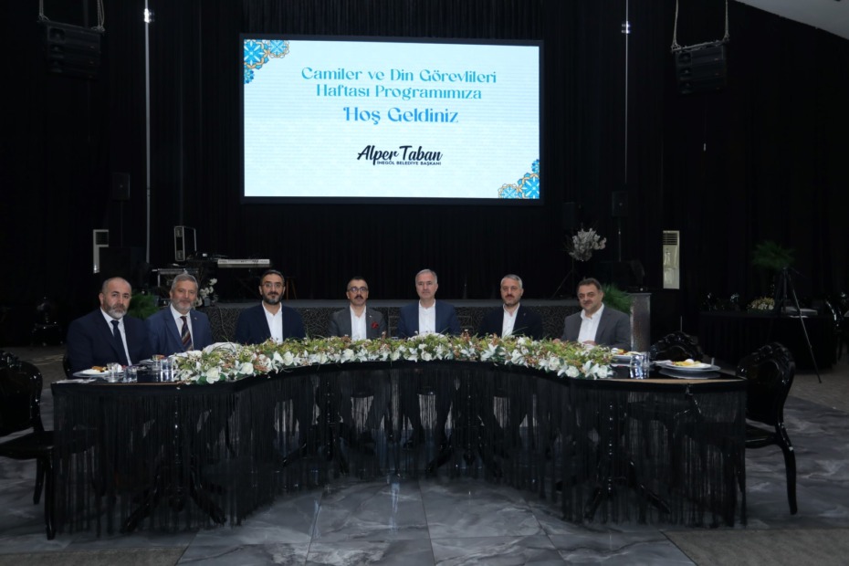 İNEGÖL BELEDİYESİ DİN GÖREVLİLERİNİ AĞIRLADI