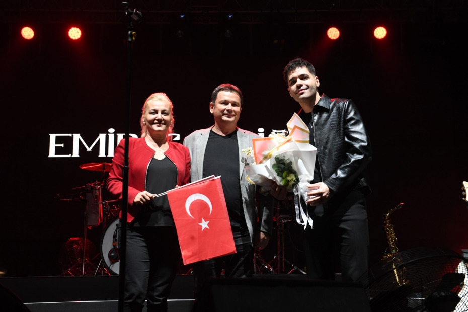 Osmangazi’de muhteşem Cumhuriyet Bayramı konseri
