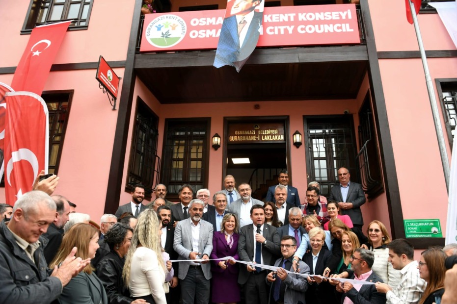 Osmangazi Kent Konseyi yeni binasında