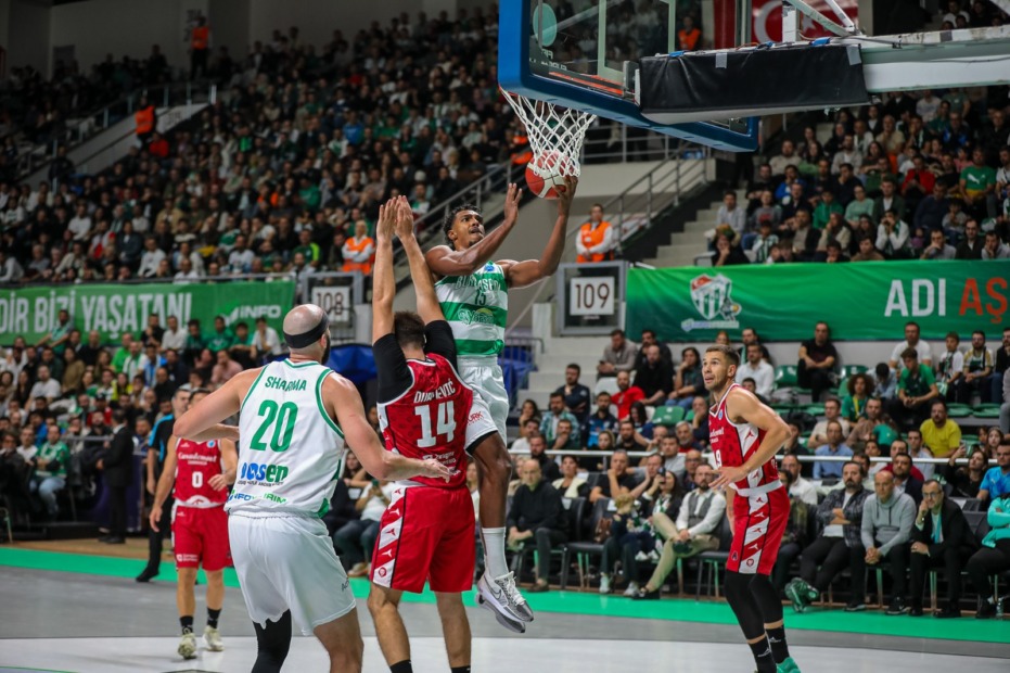 Bursaspor – Casademont Zaragoza’ya Son Saniye’de Mağlup Oldu