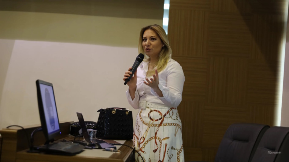 Personele ‘Etkili iletişim ve beden dili’ eğitimi
