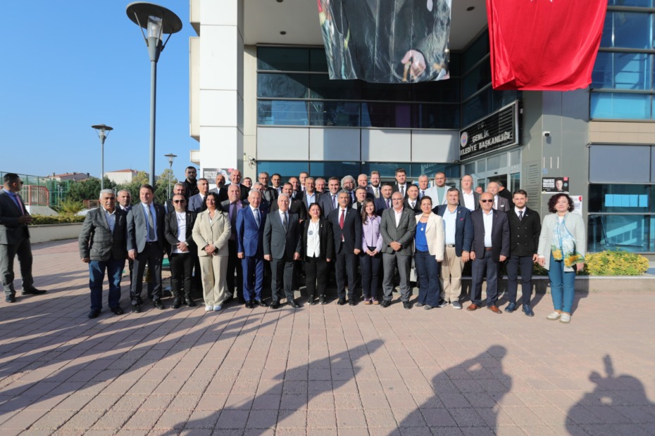 Başkan Mustafa Bozbey Gemlik’te