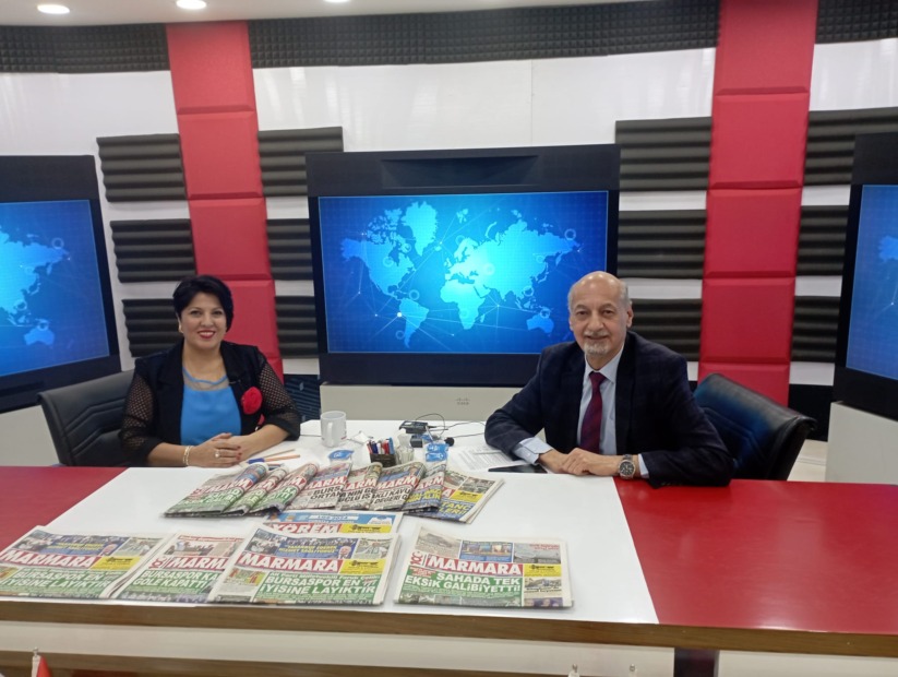 “SANAT DOLU GÜZEL GÖNÜL KÖPRÜLERİ KURDUK”