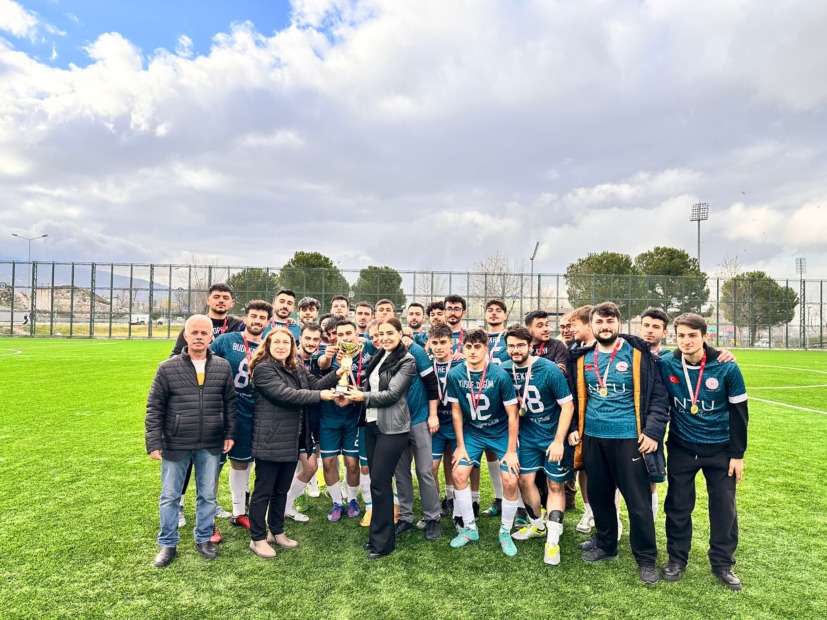 Gemlik KYK Futbol Takımı Namağlup Bursa Şampiyonu Oldu