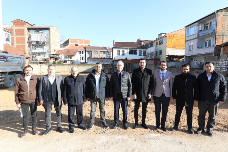HAMİDİYE MAHALLESİ 40 ARAÇLIK OTOPARK KAZANIYOR