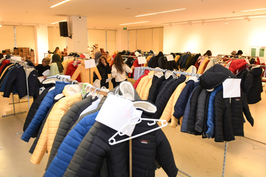 Sevgi Mağazası hem bedenleri hem yürekleri ısıtıyor