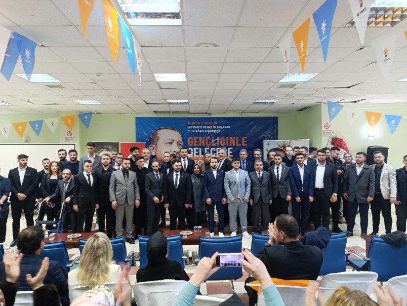 Ak Parti Gemlik Gençlik kollarında Yunus Emre Macit Dönemi