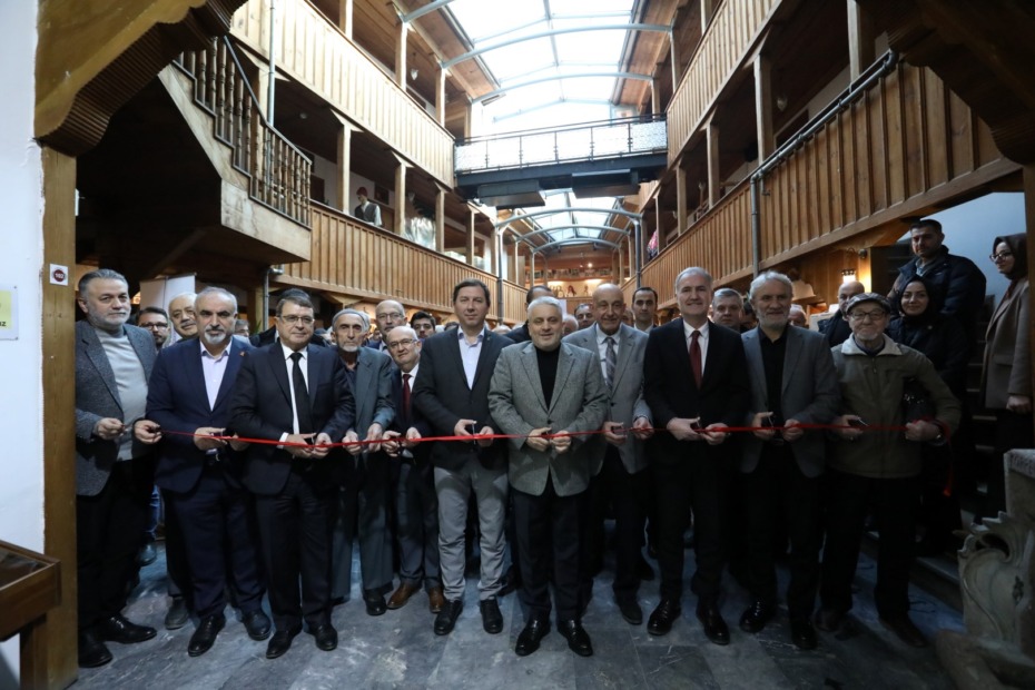 USTALARA SAYGI SERGİSİ KENT MÜZESİNDE AÇILDI