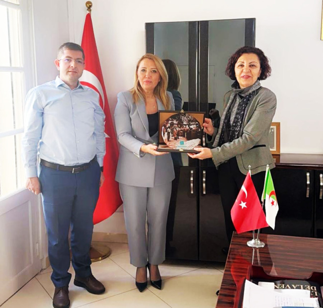 TEKSİDER’DEN CEZAYİR’DE YOĞUN TEMASLAR