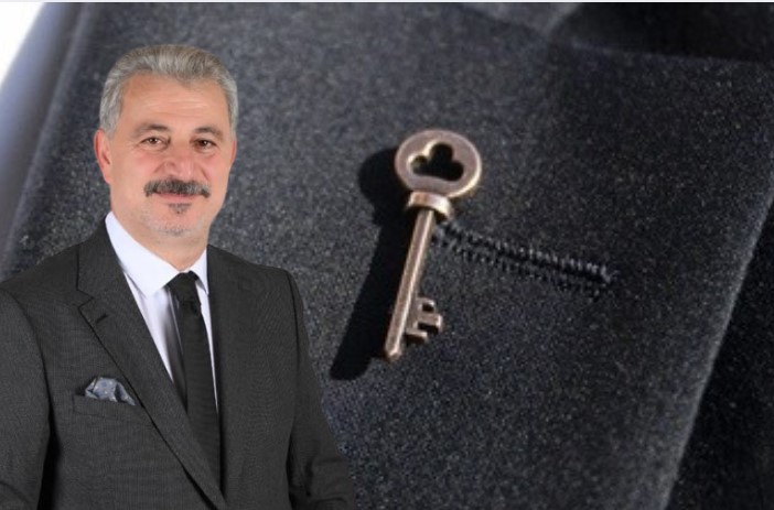 AP İl Başkanı Aslan: Milletimizin iki seçenek arasına sıkıştırılmasına müsaade etmeyeceğiz!