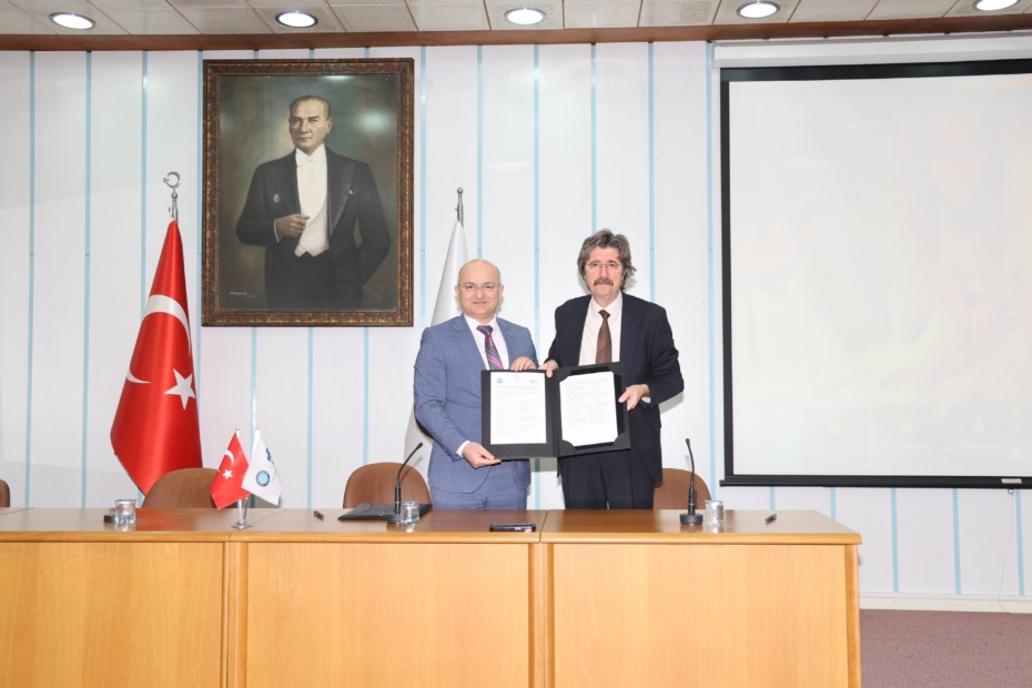 Gençlik Programı BUÜ’de imzalandı