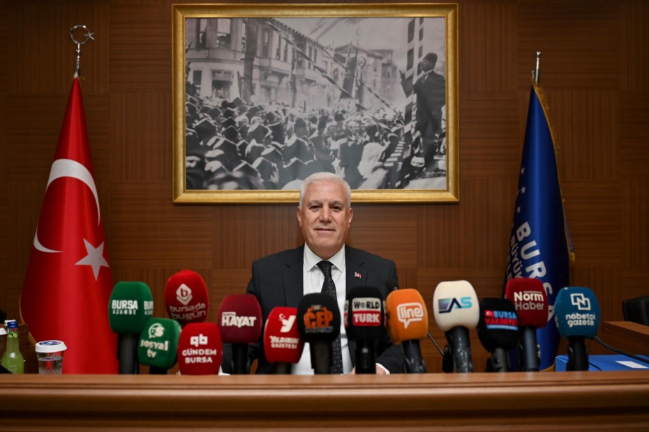 Başkan Bozbey, “Öğrencilere süt dağıtmamıza izin verilmedi”