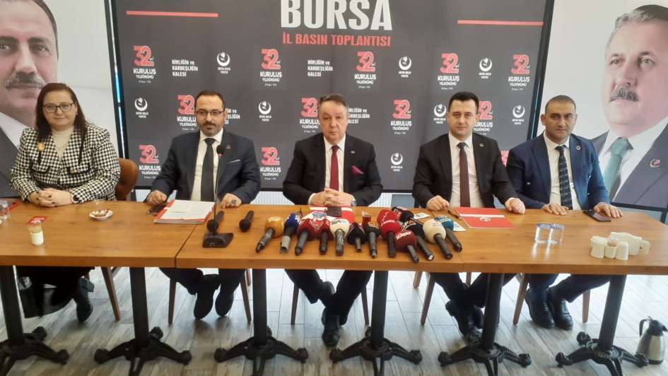 BÜYÜK BİRLİK PARTİSİ 32 YAŞINDA