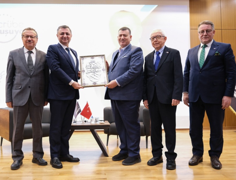 Baran Çelik Mudanya Üniversitesi öğrencileri ile buluştu