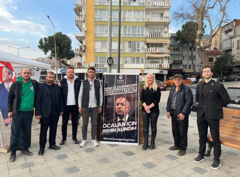 Gemlik’te “Ümit Özdağ’a Özgürlük” Kampanyası