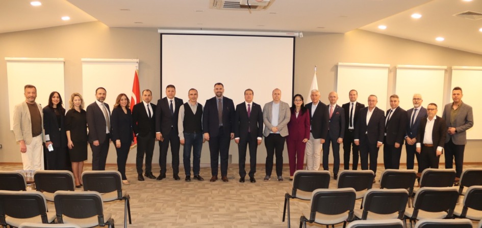 BALKANTÜRKSİAD AKADEMİ’DE GÜNDEM: ABD PAZARI