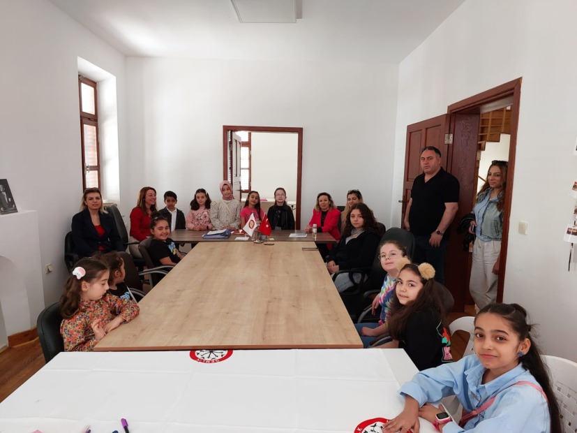 GEMLİK KENT KONSEYİ ÇOCUK MECLİSİ’NDE SEÇİM HEYECANI YAŞANDI