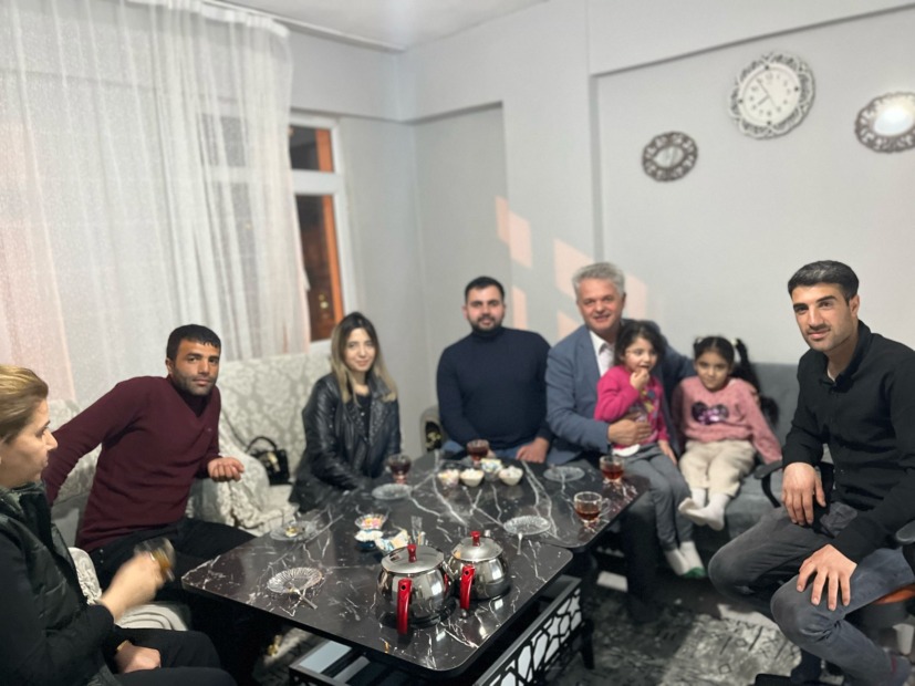 AK Parti Gemlik Gönül Sofraları Kurdu