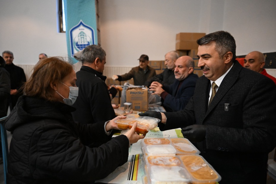 BAŞKAN YILMAZ, YILDIRIMLILARLA İFTAR SOFRASINDA BULUŞTU
