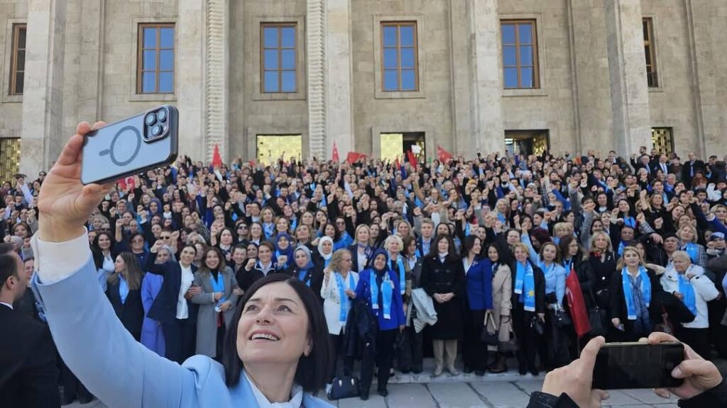 İYİ Kadınlar Ankara’da