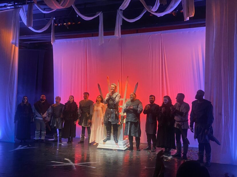 Shakespeare’in Ruhu Bursa’da: “Benim Adım Macbeth” Sahneye Çok Yakıştı