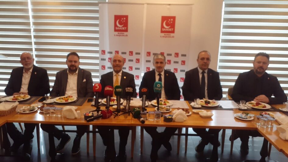 SAADET PARTİSİ BURSA’DAN BOZBEY’E ÖVGÜ DOLU YERGİLER
