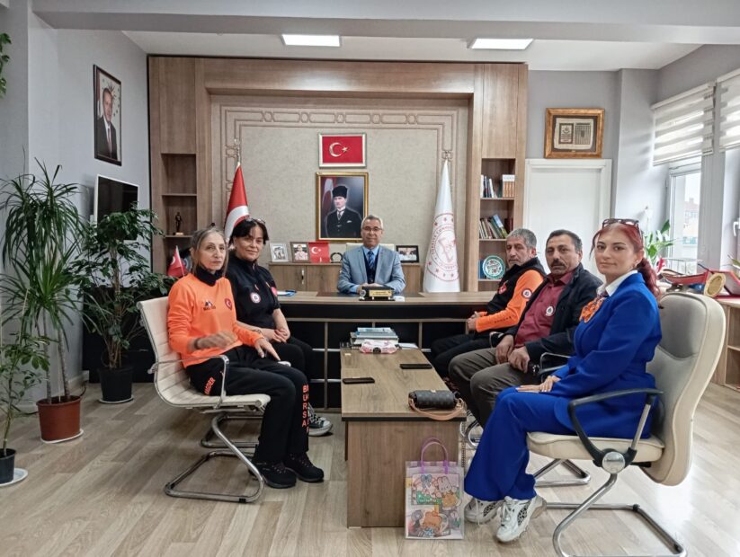Bursa MAGDER’den Gemlik İlçe Milli Eğitim Müdürlüğü’ne Ziyaret