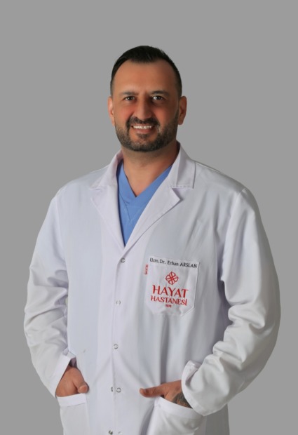 OP. DR. ERHAN ARSLAN; “SAĞLAM OMURGA, SAĞLIKLI HAYAT DEMEKTİR…”