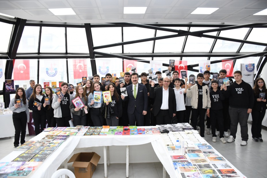 YENİŞEHİR BELEDİYESİ 6’NCI KİTAP FUARI KAPILARINI AÇTI