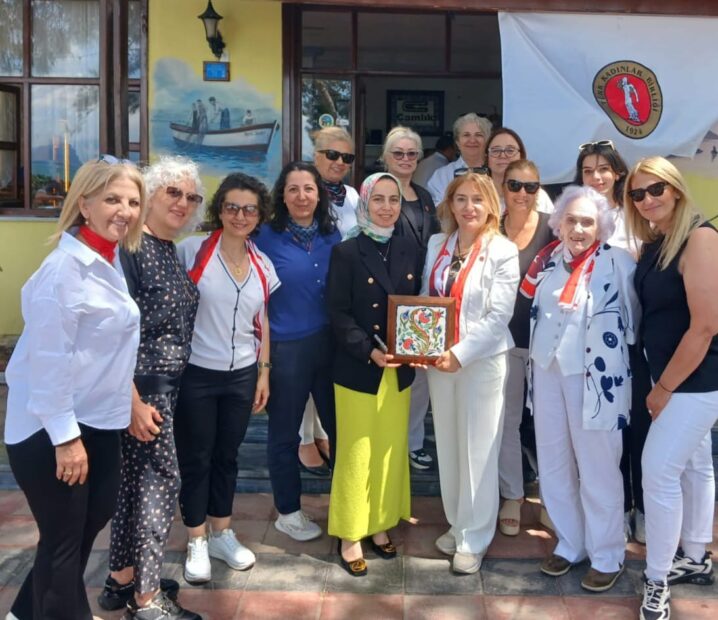 TÜRK KADINLAR BİRLİĞİ BURSA ŞUBESİ’NDEN İZNİK’E ANLAMLI ZİYARET