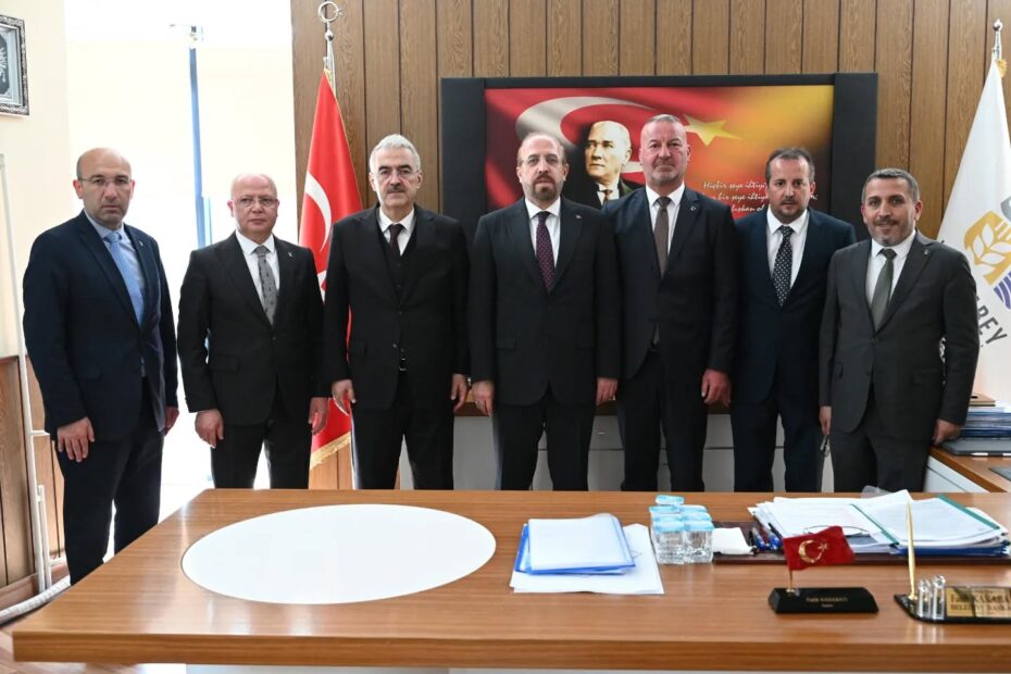 Bakan Yardımcısı Karacabey’e çıkarma yaptı, yeni projeler masada!