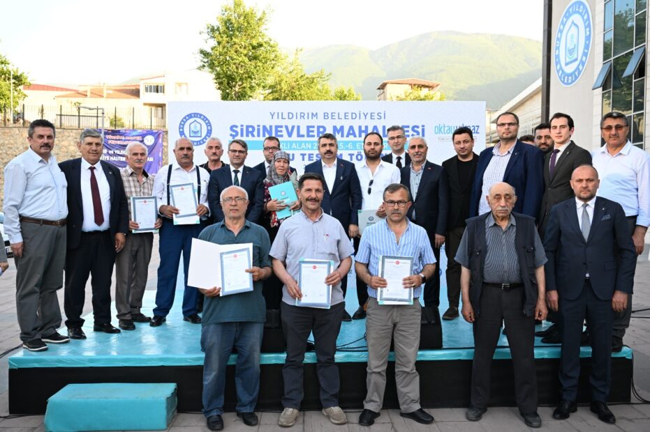 ŞİRİNEVLER’DE 1530 HAK SAHİBİ DAHA TAPUSUNA KAVUŞTU