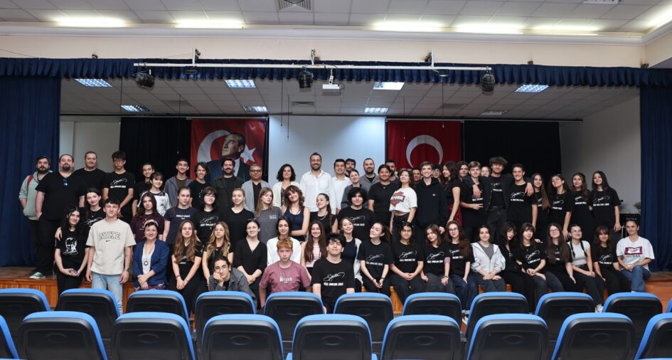 Genç yazarlar deneyimlerini paylaştı