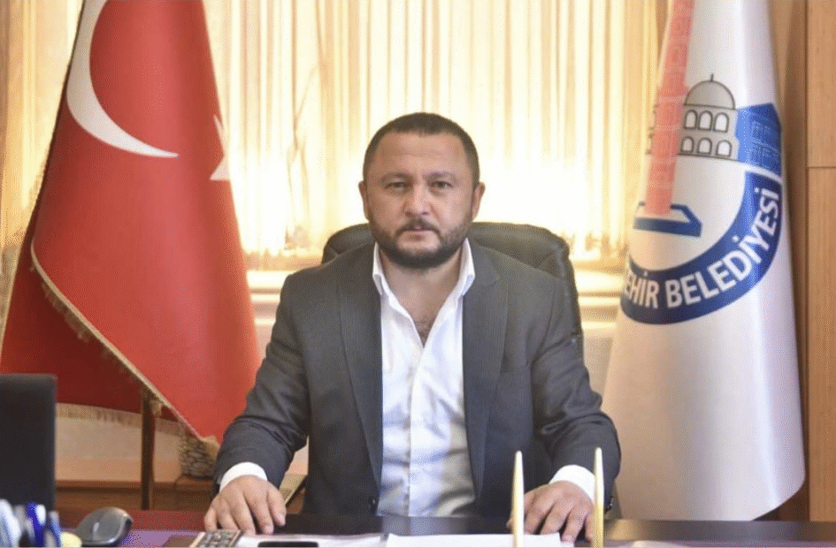 SİLAHLI’DAN BAŞKAN ÖZEL VE BAŞKAN KARABATI’YA SERT MESAJLAR