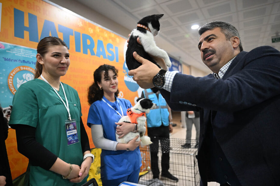 YILDIRIM’DA GENÇLİK VE TEKNOLOJİ RÜZGARI ESİYOR
