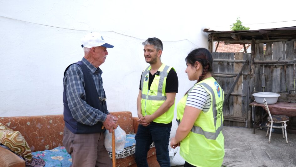 İNEGÖL BELEDİYESİNDEN 365 GÜN SICAK YARDIM
