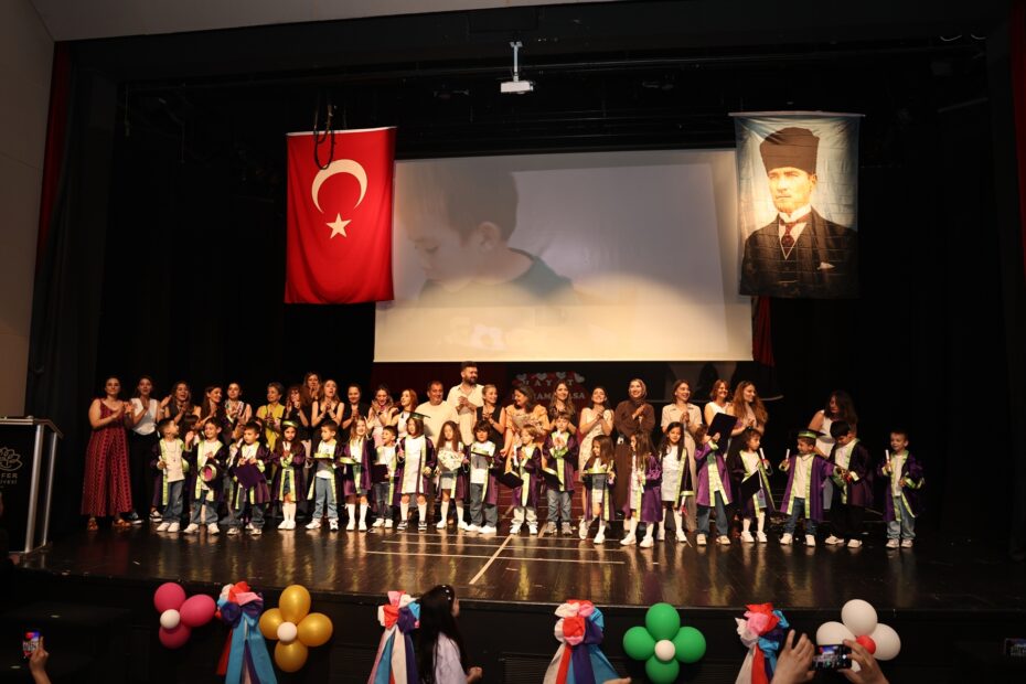 Nilüfer Belediyesi kreşlerinde yıl sonu heyecanı