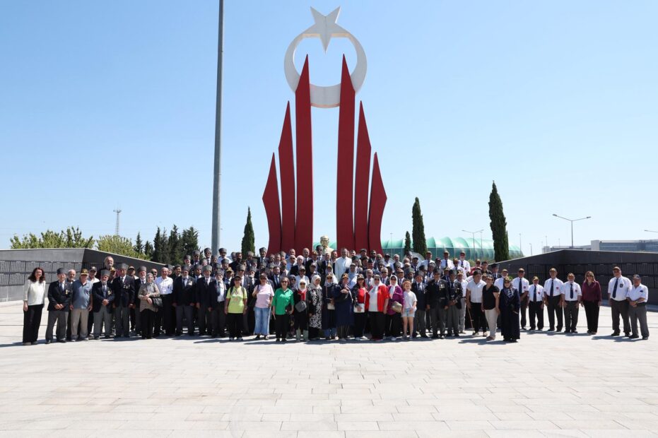 Bursa’da Kıbrıs Barış Harekâtı’nın 51. yıl dönümü töreni