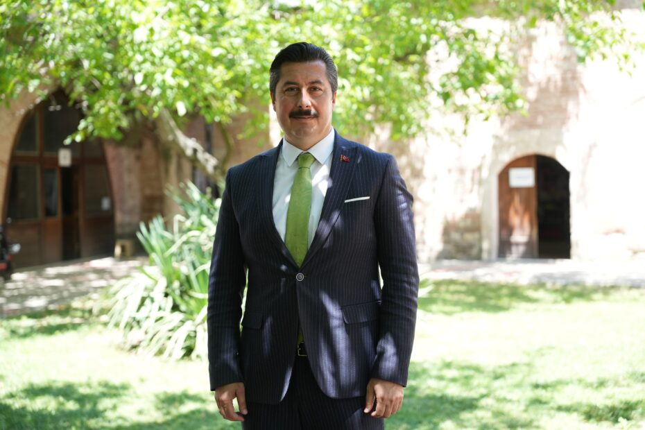 YENİŞEHİR’İN KALBİ ÇİÇEK AÇTI!