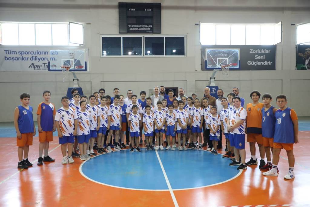 İNEGÖL BELEDİYESİ YAZ SPOR OKULLARINDA 1.792 ÇOCUK SPORLA BULUŞTU