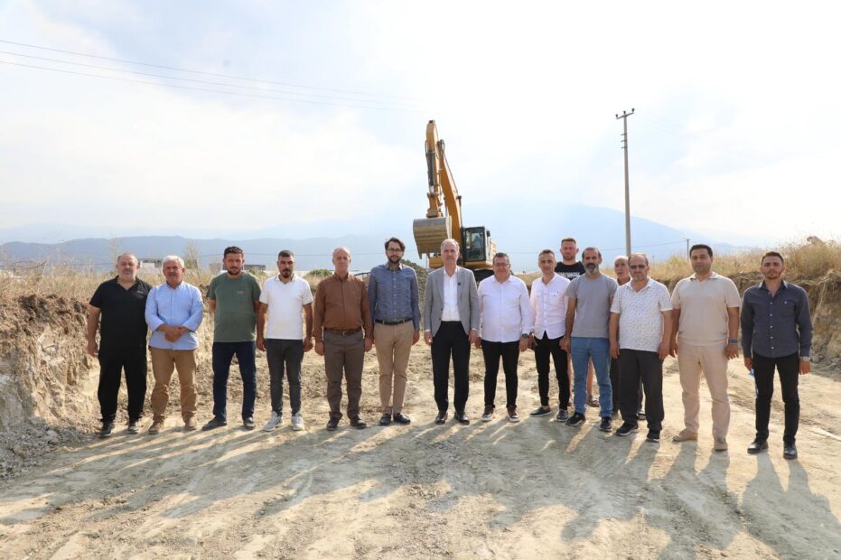 AKHİSAR MAHALLESİ’NDE YENİ YAPILAŞMA VE ULAŞIMIN ÖNÜ AÇILIYOR