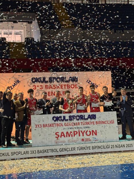 Bursa Sınav Koleji’nin ‘altın’ yılı