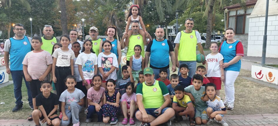 GEÇMİŞTEN GÜNÜMÜZE SOKAK OYUNLARI FESTİVALİ BAŞLADI