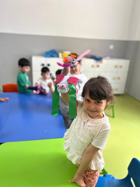 Minik Eller Yaz Okulu’nda Hem Eğleniyorlar Hem Öğreniyorlar