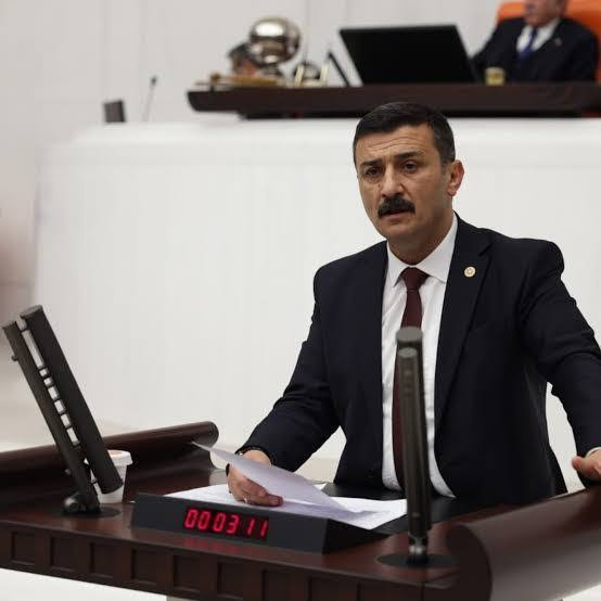 Vekil Türkoğlu’ndan Meclis’e Peş Peşe İki Kritik Soru Önergesi: