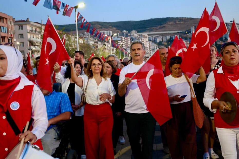 Gemlik’te Zafer Coşkusu